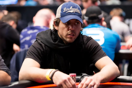 Thiago Signorelli Viana revela os segredos dos principais estilos de poker, como Texas Hold'em e Omaha.