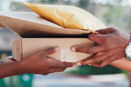 Correios recebem R$ 8 bilhões em crédito adicional: o que a decisão do CMN revela sobre o futuro da estatal e da logística brasileira