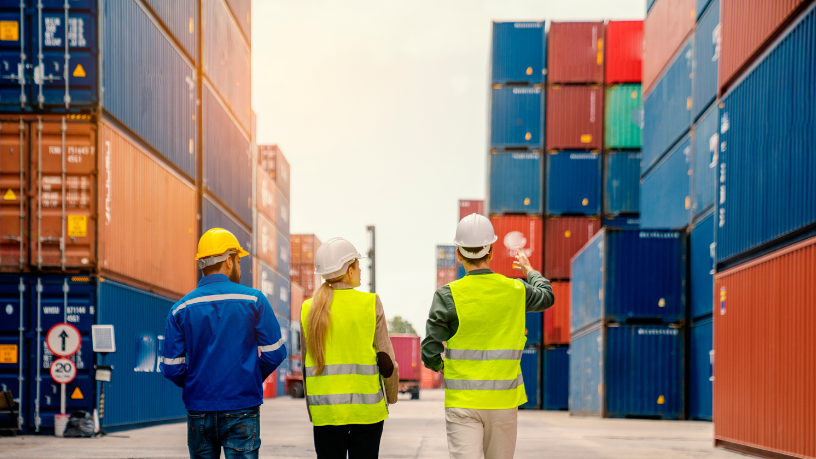 Crescimento Econômico Moderado Pressiona Setor Automotivo e Logístico em 2026