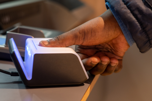 Biometria no INSS: como funciona a exigência que já vale para novos pedidos de benefício